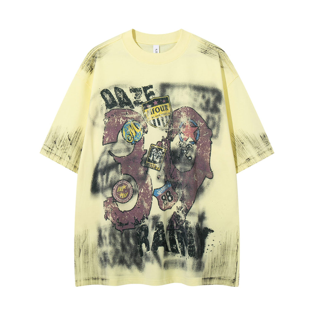 Vintage Graffiti Badge Short Sleeve Tee With Fragmented Flower Pattern