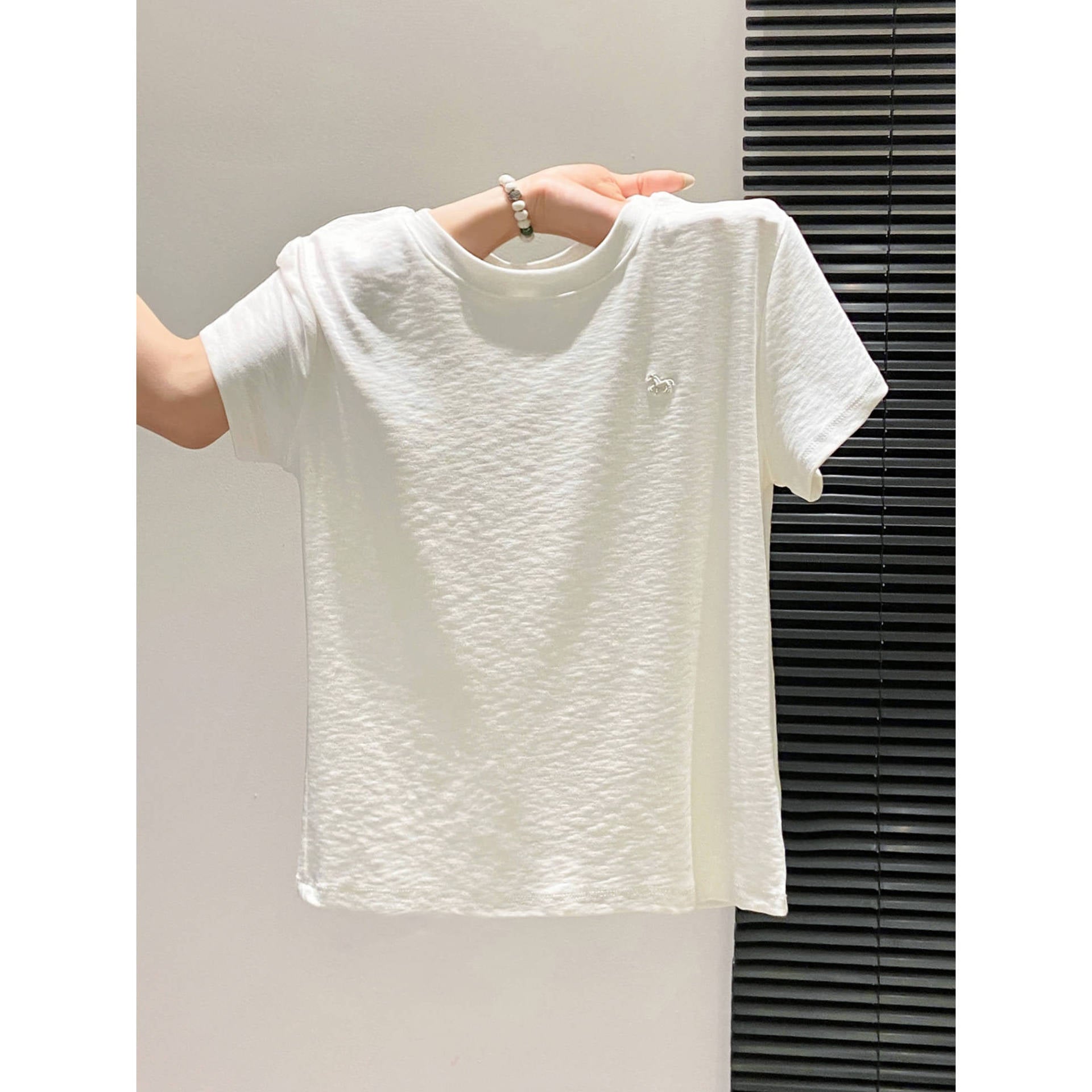 Small Batch Embroidered Round Neck Short Sleeve Tee With Patchwork